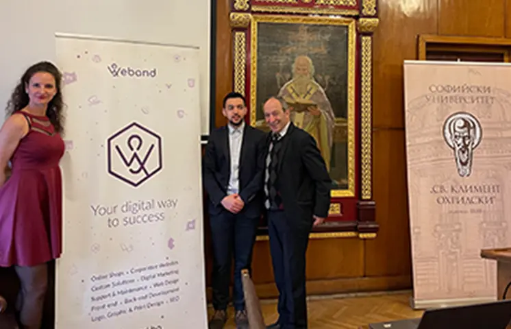 Weband participates in the awarding of medalists in International Olympiads